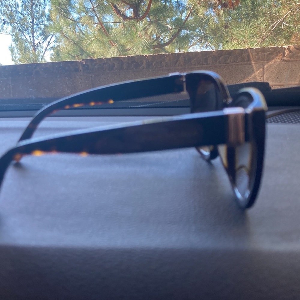 Balenciaga Sunglass Authentic - Picture 5 of 7